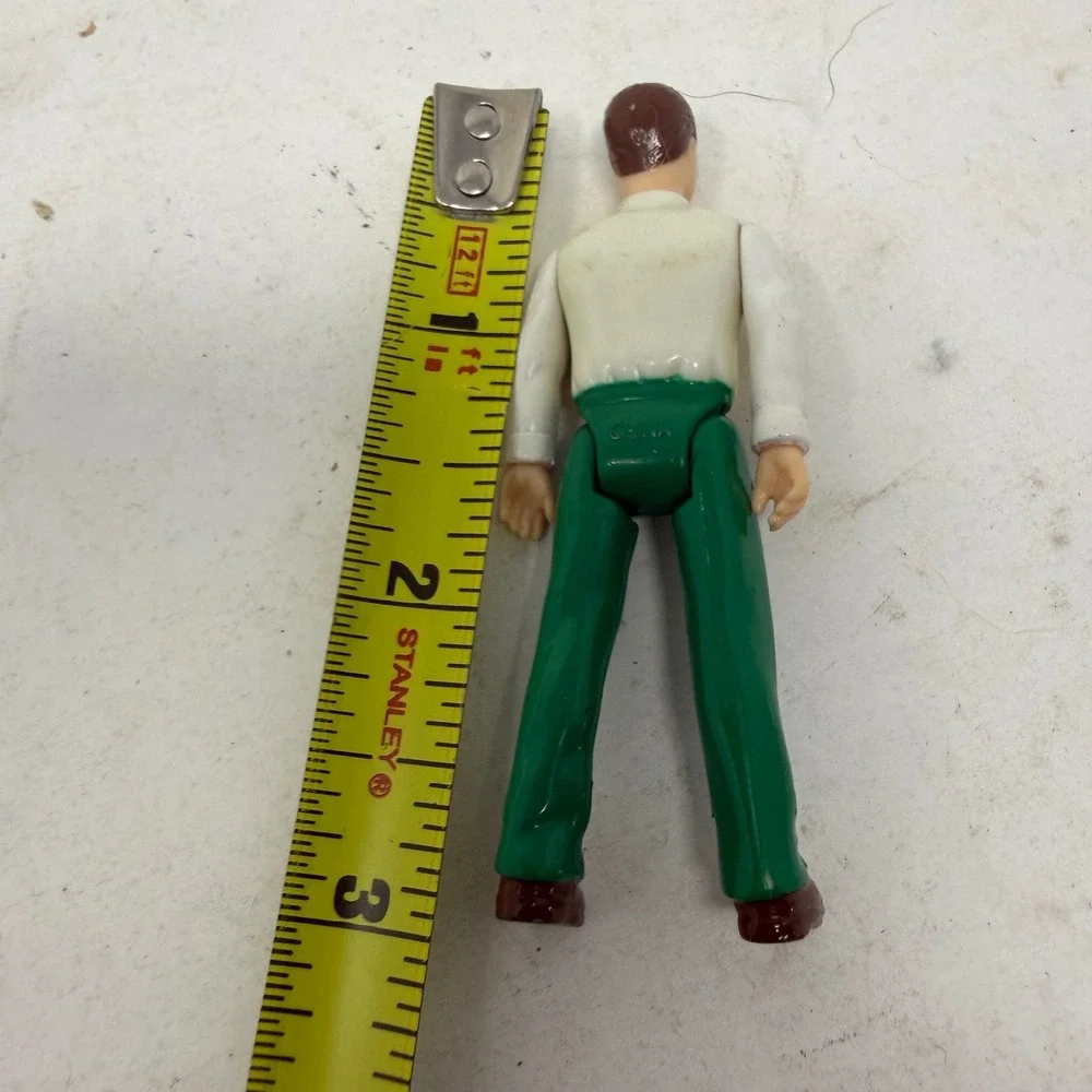 VTG Sweet Streets Pet Shop Plastic Male Action Figure Green Pants Cream Shirt